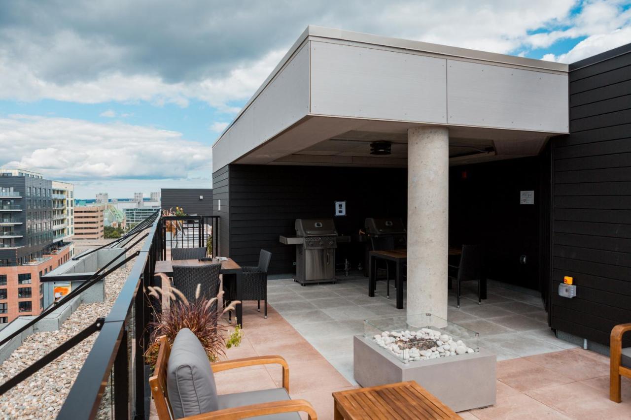 Condo Mid-Century Modern Style - Pool/Terrace Québec Eksteriør bilde